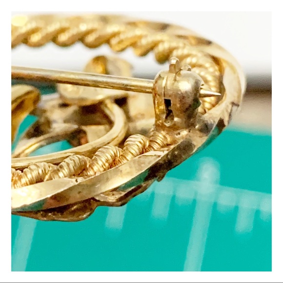 12k gold filled flower circle wreath brooch pin - Picture 4 of 10